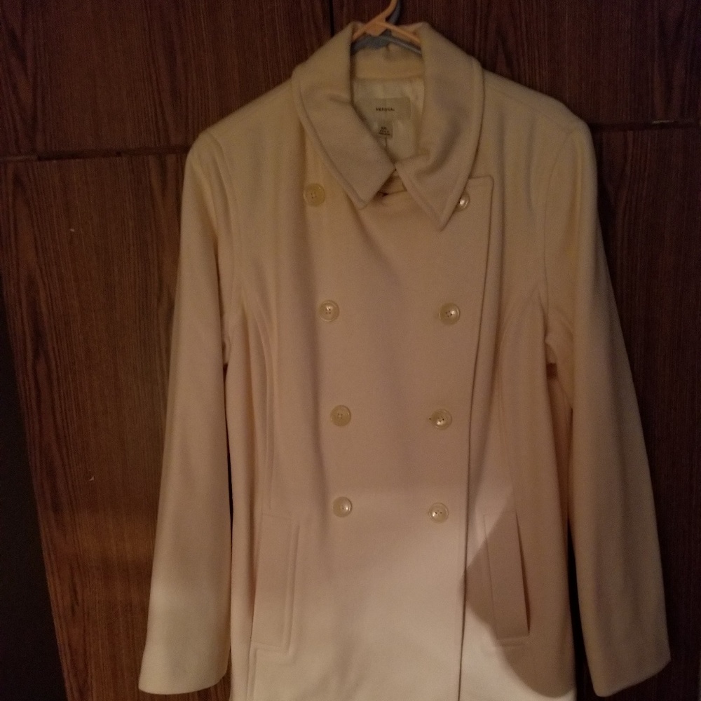 Ivory women's jacket new never worn